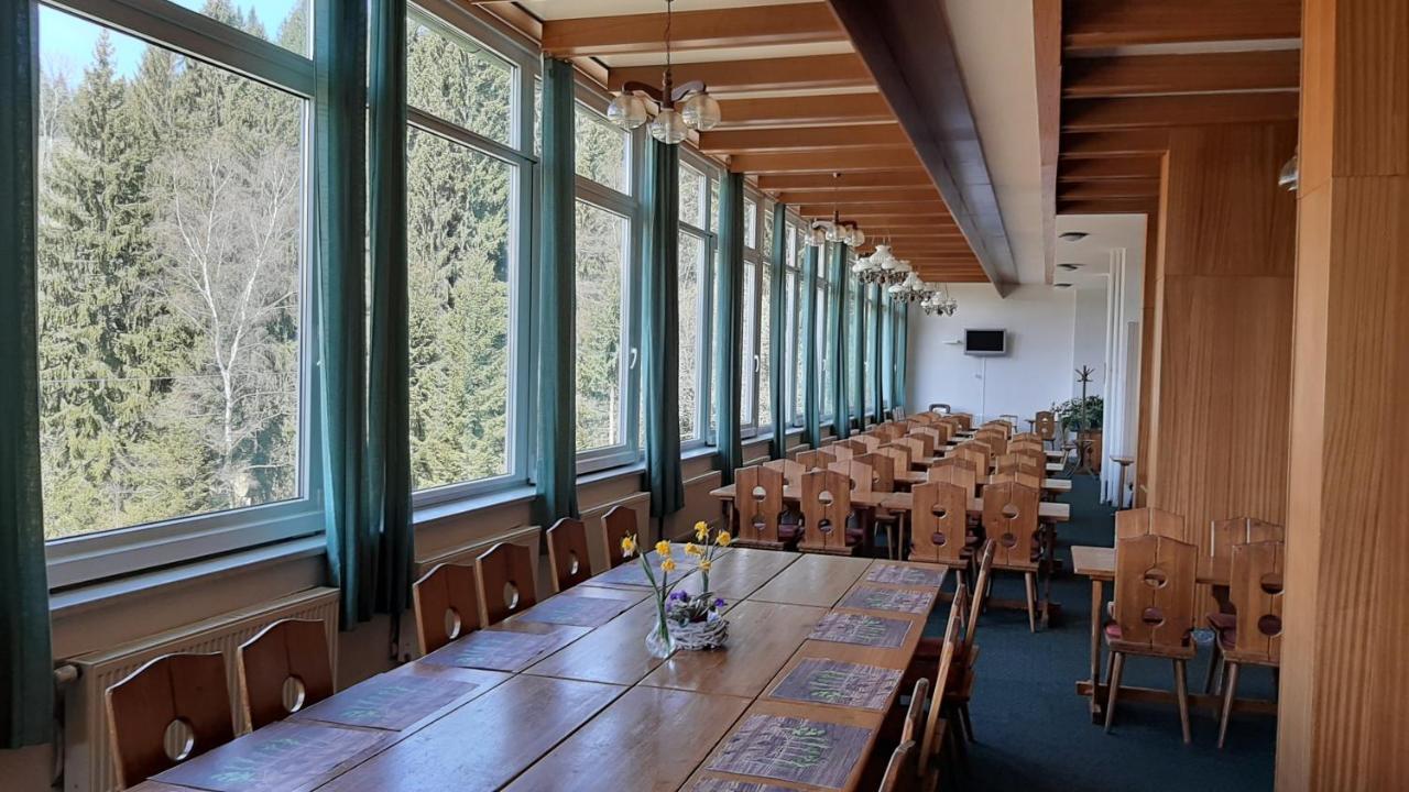 Chata Orovsky Zelezna Ruda Bagian luar foto